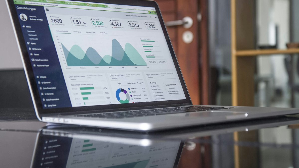 מערכת CRM לניהול קשרי לקוחות, לידים ועסקאות